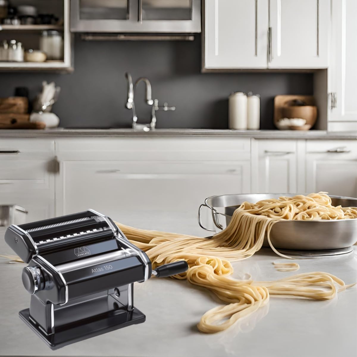 MARCATO Atlas 150 Machine, Made in Italy, Red, Includes Pasta Cutter, Hand Crank, and Instructions