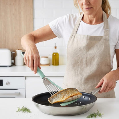 Nonstick Fish Spatula With Silicone Edge, FENGCHEN Silicone Fish Spatula, Heat-Resistant Fish Turner Spatula,Fish Spatulas For Cooking, For Scrapping, Flipping, Frying, Turning Foods (Silver)