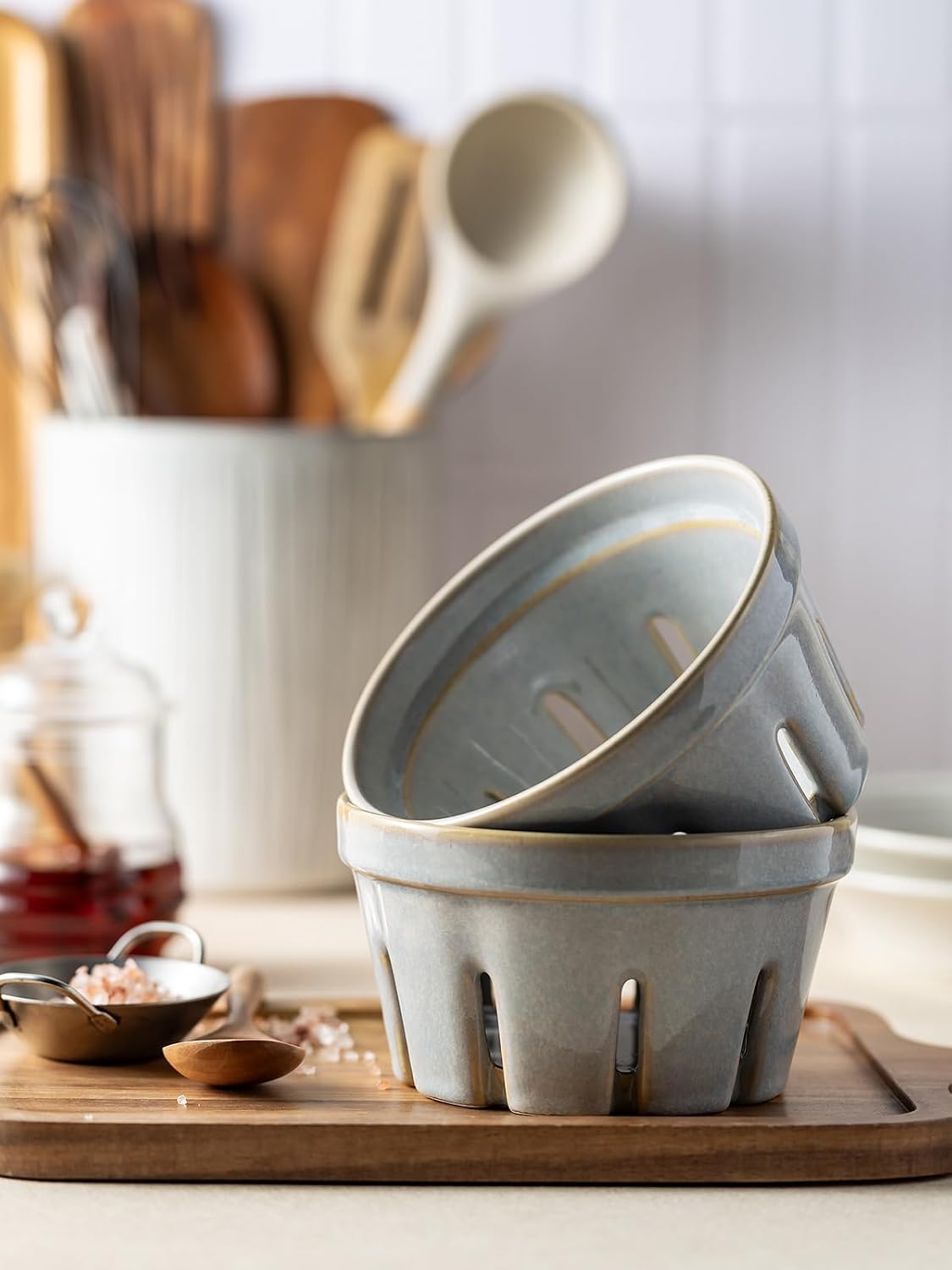 Gomakren Berry Bowls with Holes Ceramic, Berry Washing Bowl Basket Set of 2, 5.8 Inch Round Fruit Bowl Storage Containers, Strawberry Baskets, Farmhouse Kitchen Decor, Yellow + Brown