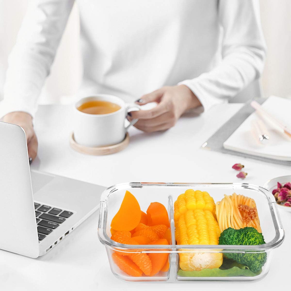 M MCIRCO [5-Pack,36 Oz] Glass Meal Prep Containers 2 Compartments Portion Control with Upgraded Snap Locking Lids Glass Food Storage Containers, Microwave, Oven, Freezer and Dishwasher (4.5 Cups)