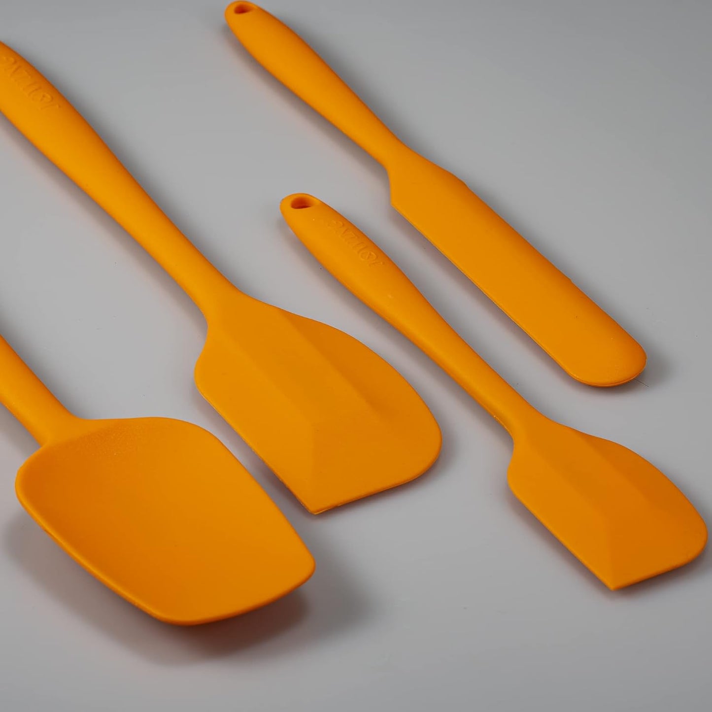 4 Piece Silicone Spatula Set, Flexible Heat Resistant Non-scratch Baking Cooking Rubber Spatulas with Stainless Steel Core, Black