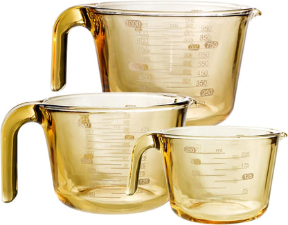 Kitchen Glass Measuring Cup Three-Piece Set, Measuring Jug with Scale,Egg Beater，Flour Measurers， Dishwasher Safe (250ml/1Cup, 500ml/2Cup, 1000ml/4Cup)(Transparent)