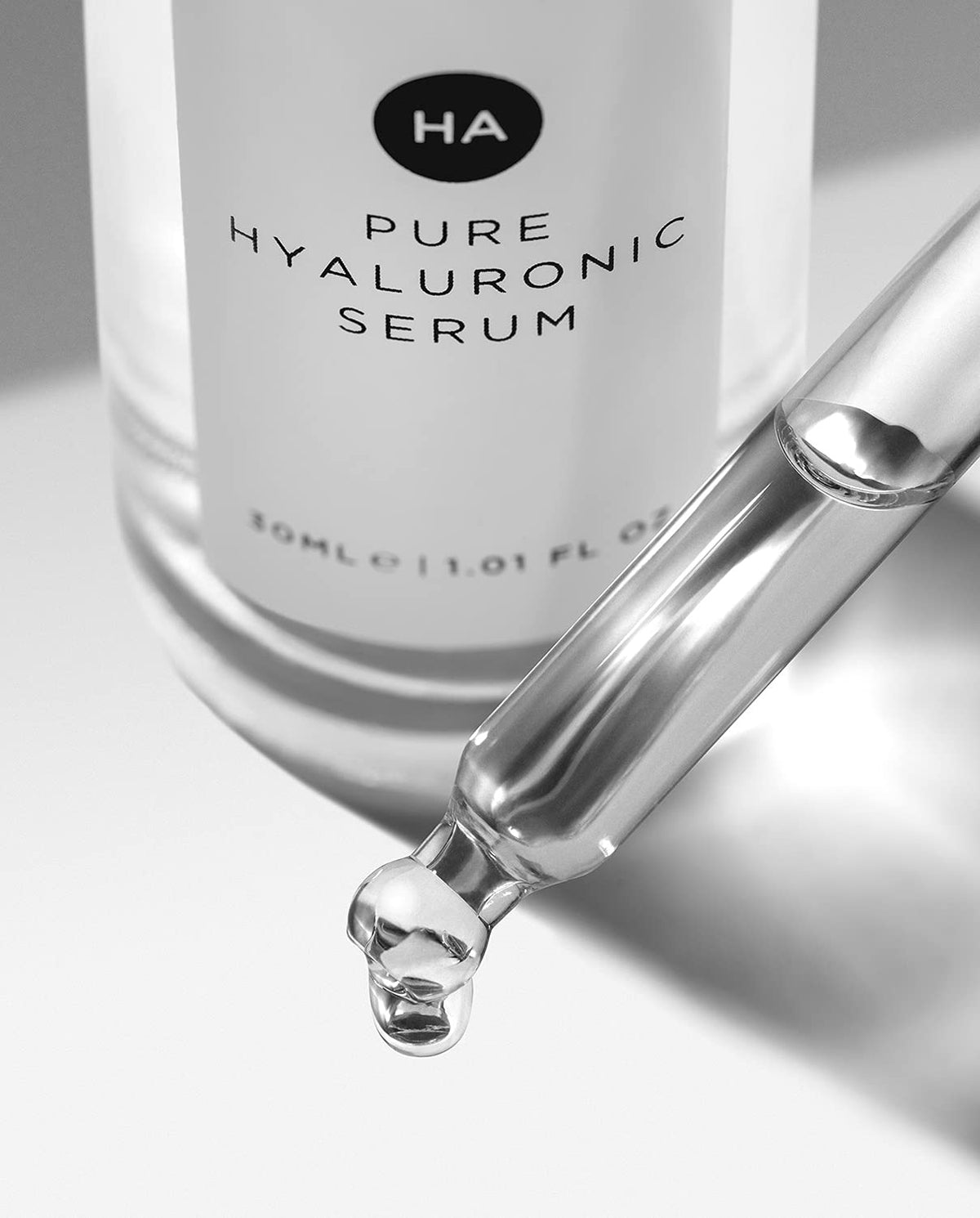 Pestle & Mortar 2% Pure Hyaluronic Acid Serum for Face, with Vitamin B5, Anti-Ageing, Hydrating Facial Moisturizer – Deep Hydration and Fragrance Free 30ml/1 oz