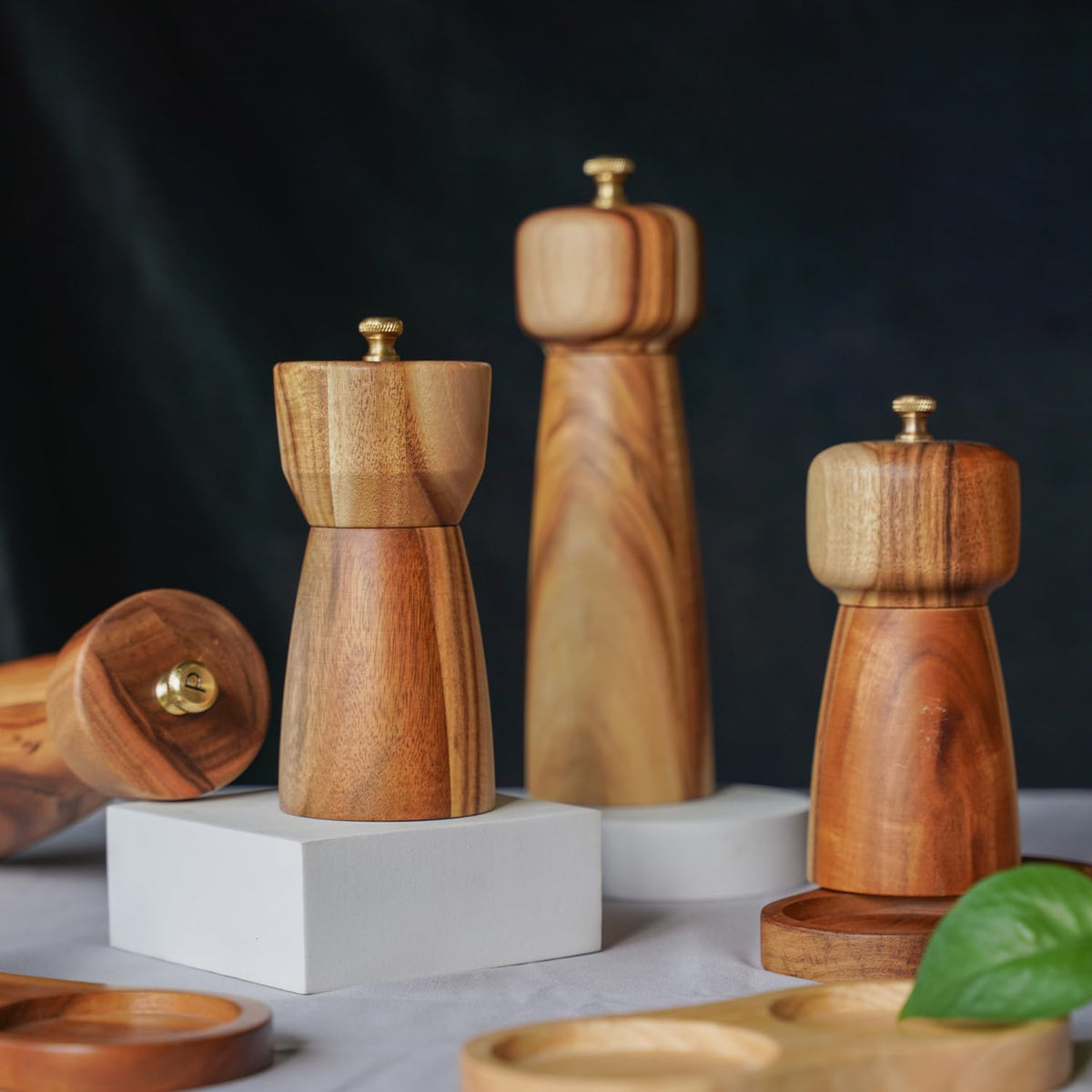 Pepper Grinder, Pepper Mill with Adjustable Stainless Steel, Acacia Wood, 14 cm/5 inch Height, Bottom Dia: 6 cm/2.36 inch (Tray is NOT Included)