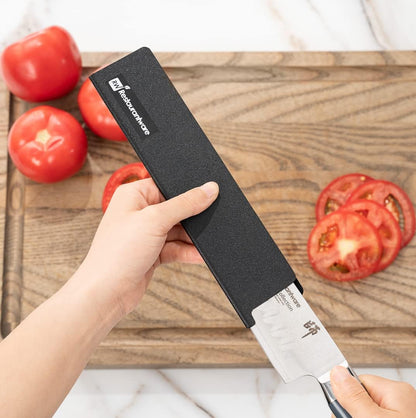 Restaurantware-Sensei 8.5 x 2 Inch Knife Sleeve, 1 Knife Protector - Fits Santoku and Chef's Knife, Felt Lining, Black Plastic Knife Blade Guard, Durable, Cut-Proof