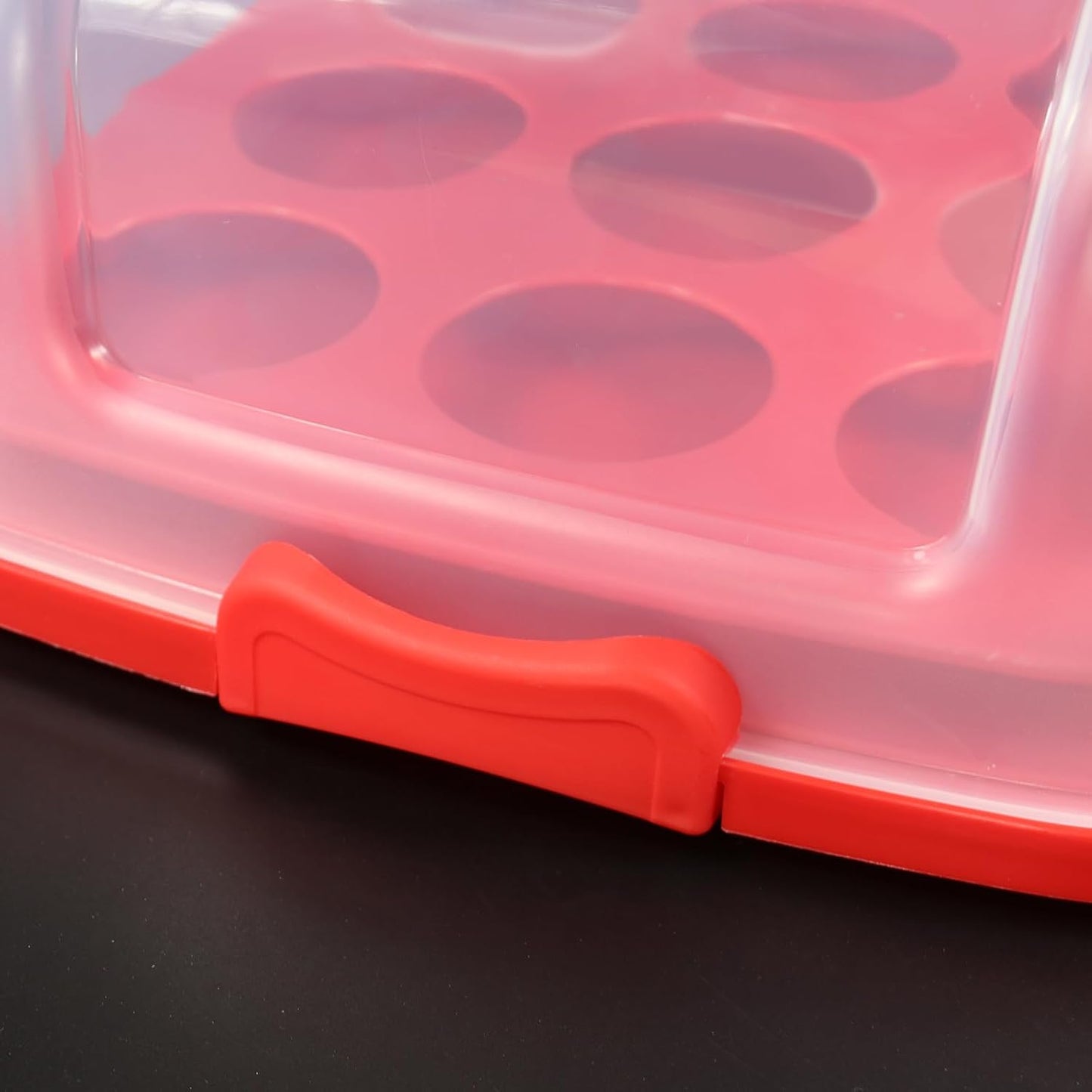 2in1 Cupcake Carrier and Cake Keeper with Lid, Rectangle Pie Carrier,Large Portable Storage Container for Storing 12 Cupcakes or 1 Large Cake (White)