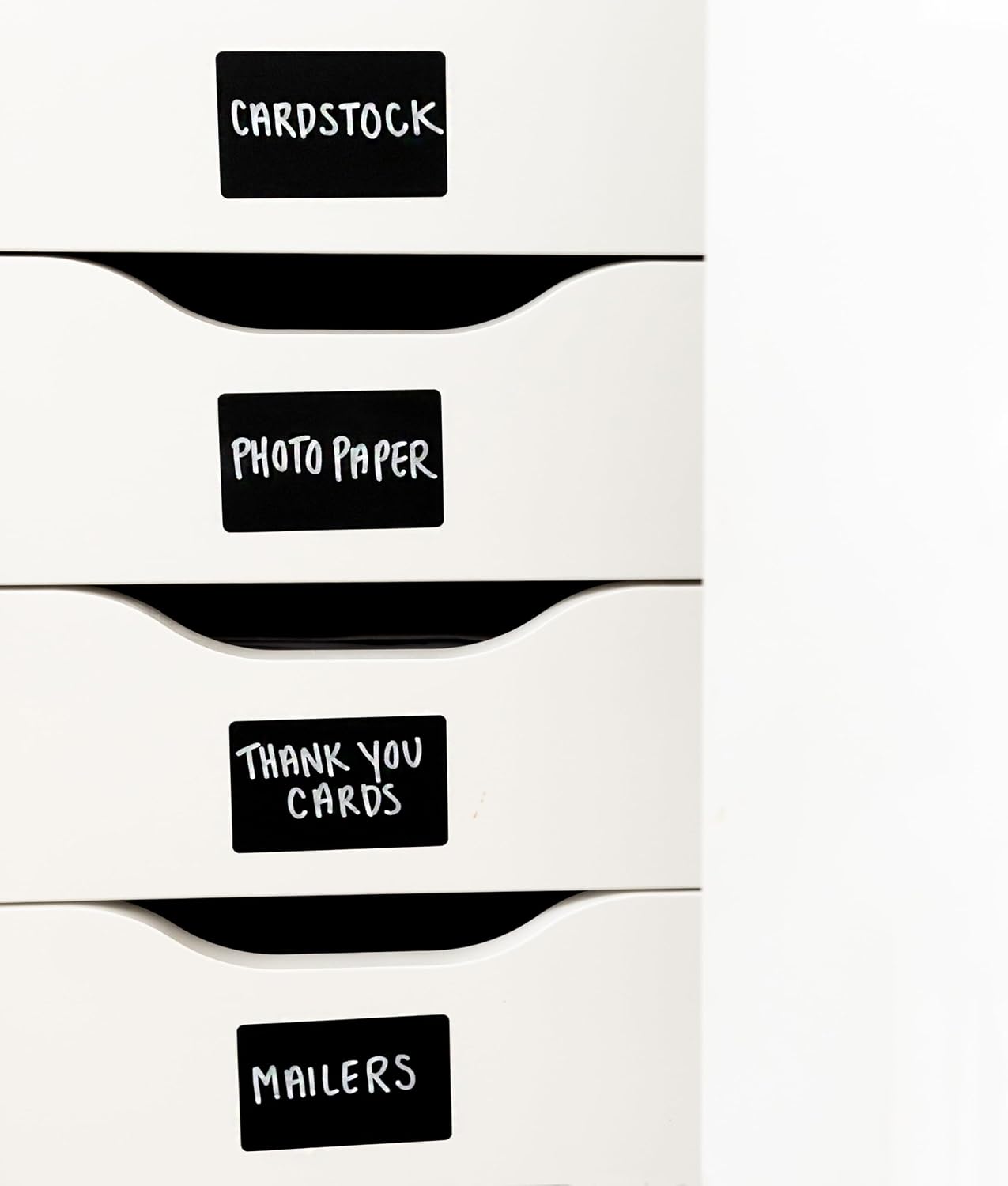 200 Chalkboard Labels for Food Containers, Reusable Black Stickers with Chalk Marker, Removable Pantry Chalk Board Jar Labels Stickers for Glass Jars, Storage Food Mason Jars, Kitchen Organization