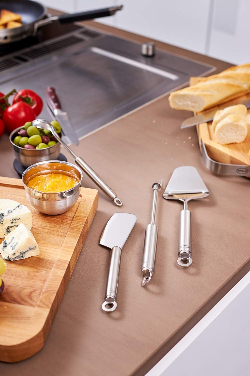 Rösle Stainless Steel Sturdy Cheese Plane, 9.5-inch