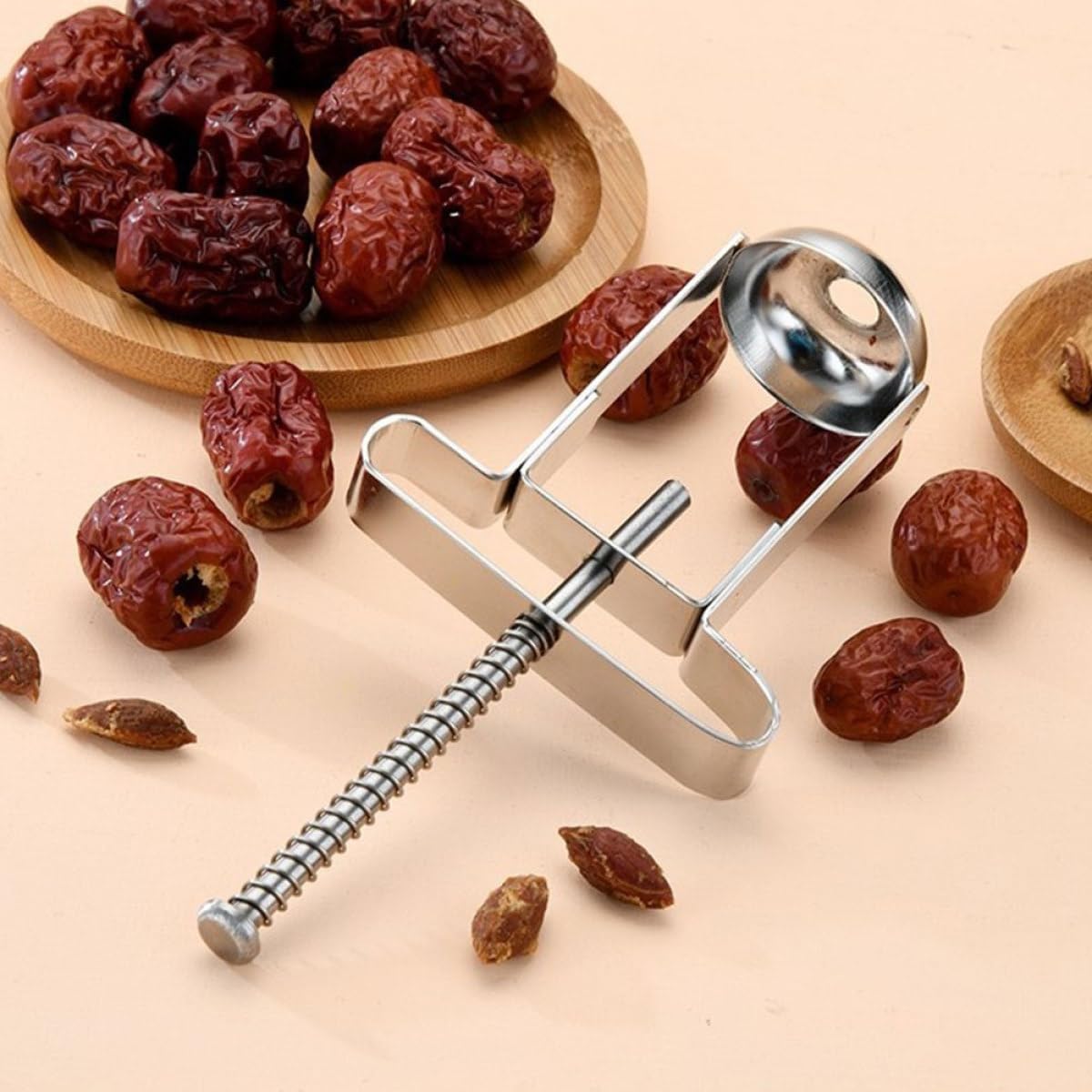 Manual Cherry Pitter Red Date Core Remover Stainless Steel Kitchen Fruit Pit Remover Tool for Home Cooking and Baking