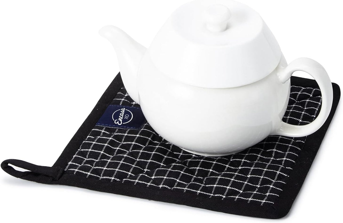 Encasa XO Pot Holders, Quilted Kitchen Hot Pads 8"x8" Black