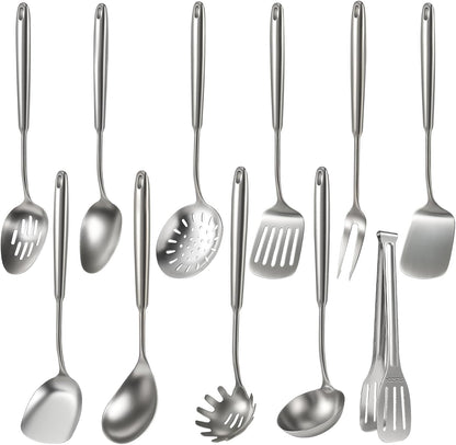 Newness Metal Fish Turner Spatula Stainless Steel for Kitchen Use, Small Griddle Egg Spatula, Flexible, Polished Metal, Corrosion Resistant, Kitchen Slotted Turner with Thin Edge Ideal for Turning,11"