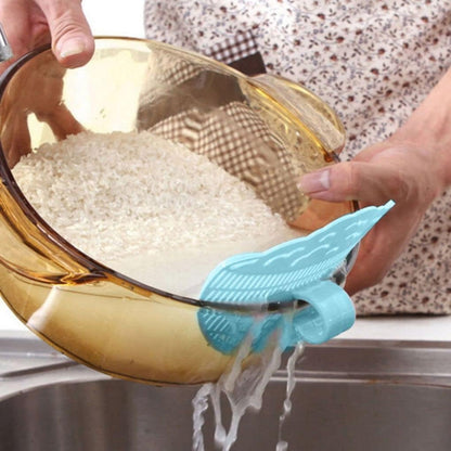 Clip On Strainer All Pots and Pans,Plastic Leaf Shape Rice Wash Sieve,Pasta Strainer Clip on Food Strainer Meat Vegetables Fruit PP Kitchen Colander,Rice Wash Tool,Blue 1204060NZX40QH 13x11x3.5cm