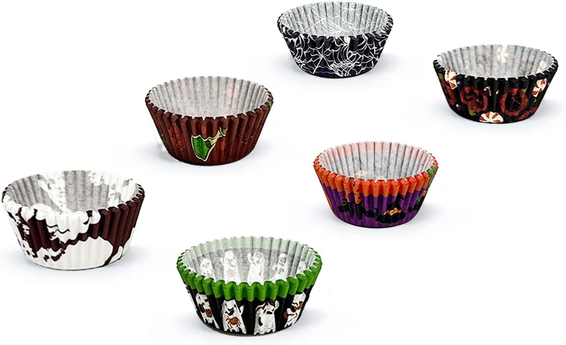 qiqee 300PCS Mini Gradient Cupcake Liners Cupcake Cups 6 Designs Blue Gradient Cupcake Papers Baking Cups Cupcake Wrappers (Small Size)