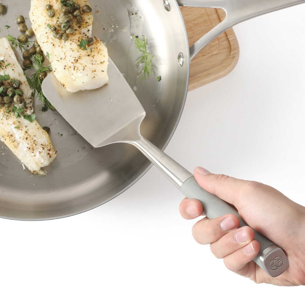 Calphalon Slotted Turner, Kitchen Flipping Spatula, Slotted Spatula, Stainless Steel Turner with Silicone Heat Resistance Handle, Nonstick-Safe Spatula for Draining and Flipping (Navy)