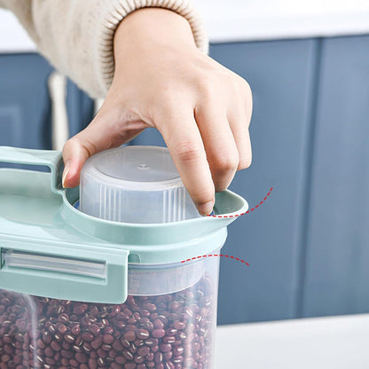 5.5lbs Clear Food Dispenser Container - Airtight Rice Storage Barrel With Handle And Dustproof Measuring Cup, Large Capacity Bin For Soybeans, Grains, Oats, Flour, Lentils, Pasta, Pet Food