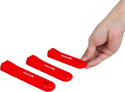 Restaurantware Silicone Pan Handle Cover Set 1-Count Heat-Resistant Removable Pan Handle Grips, Ergonomic Non-Slip Green Handle Protectors for Fry Pans and Sauce Pans