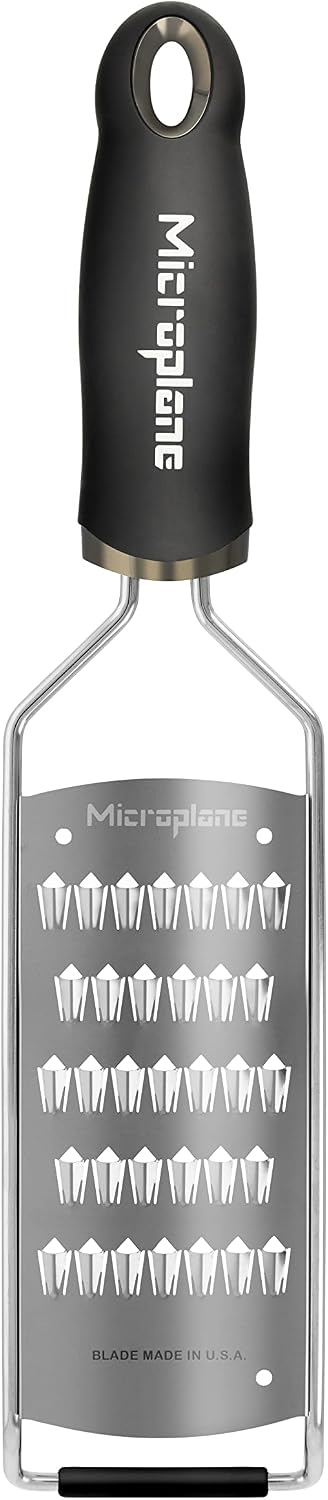 Microplane Gourmet Series Cheese Grater with Soft Touch Handle (Extra Coarse, Black)
