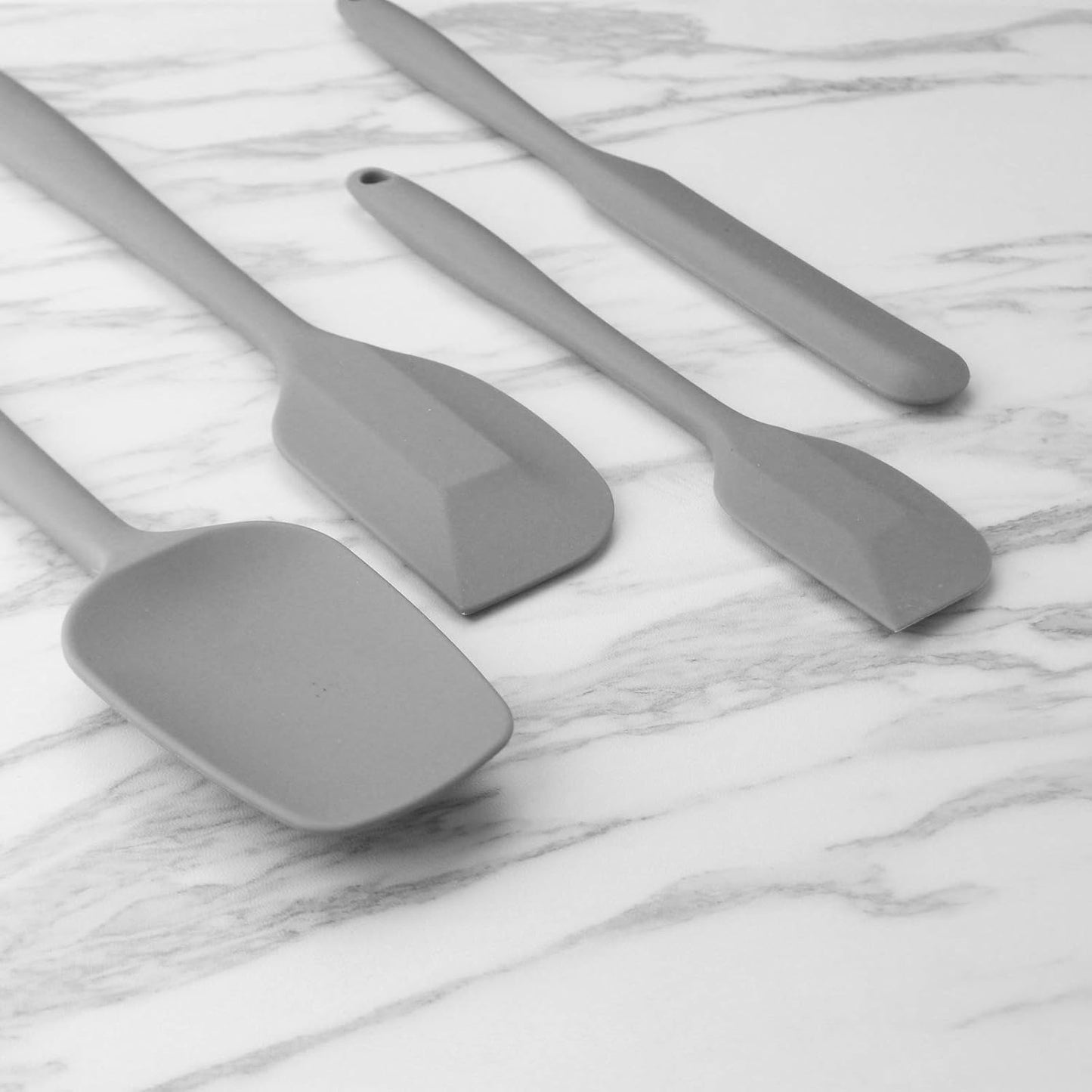 4 Piece Silicone Spatula Set, Flexible Heat Resistant Non-scratch Baking Cooking Rubber Spatulas with Stainless Steel Core, Black