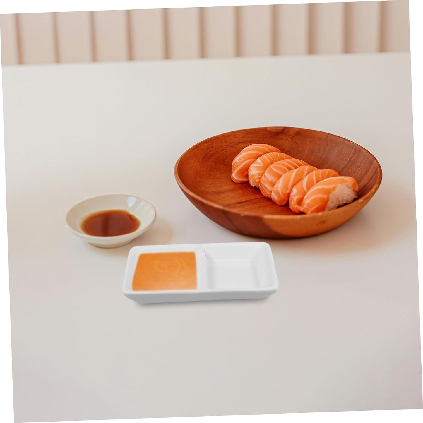 Luxshiny 5.5 Inch Ceramic Sauce Dish Plate 2-compartment Snack Serving Tray for Appetizers Divided Sauce Dishes Lid