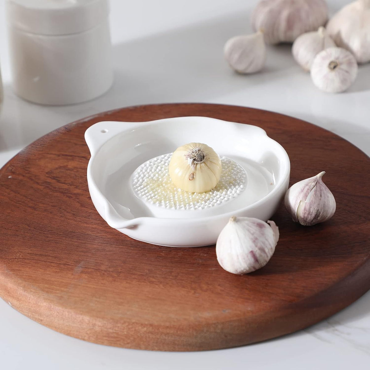 ONTUBE Ceramic Grater Plate for Ginger, Garlic, Onion (5.5" x)