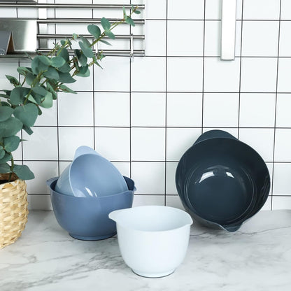 BoxedHome Nesting Plastic Mixing Bowl Set With Pour Spout, Microwave and Dishwasher Safe, BPA free Non-Slip Base, Set of 4 Size 1.7, 2.5, 3.5 and 4.5qt, Great for Prepping, Baking, Cooking (Dark Blue)