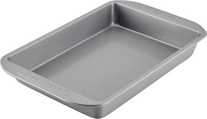 Farberware Nonstick Bakeware Rectangular Cake Pan with Lid, Cake Pans For Baking, 9-Inch x 13-Inch, Gray