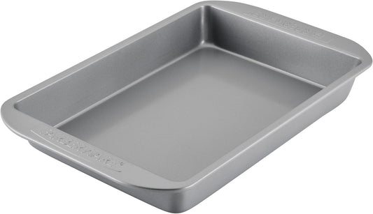Farberware Nonstick Bakeware Rectangular Cake Pan with Lid, Cake Pans For Baking, 9-Inch x 13-Inch, Gray