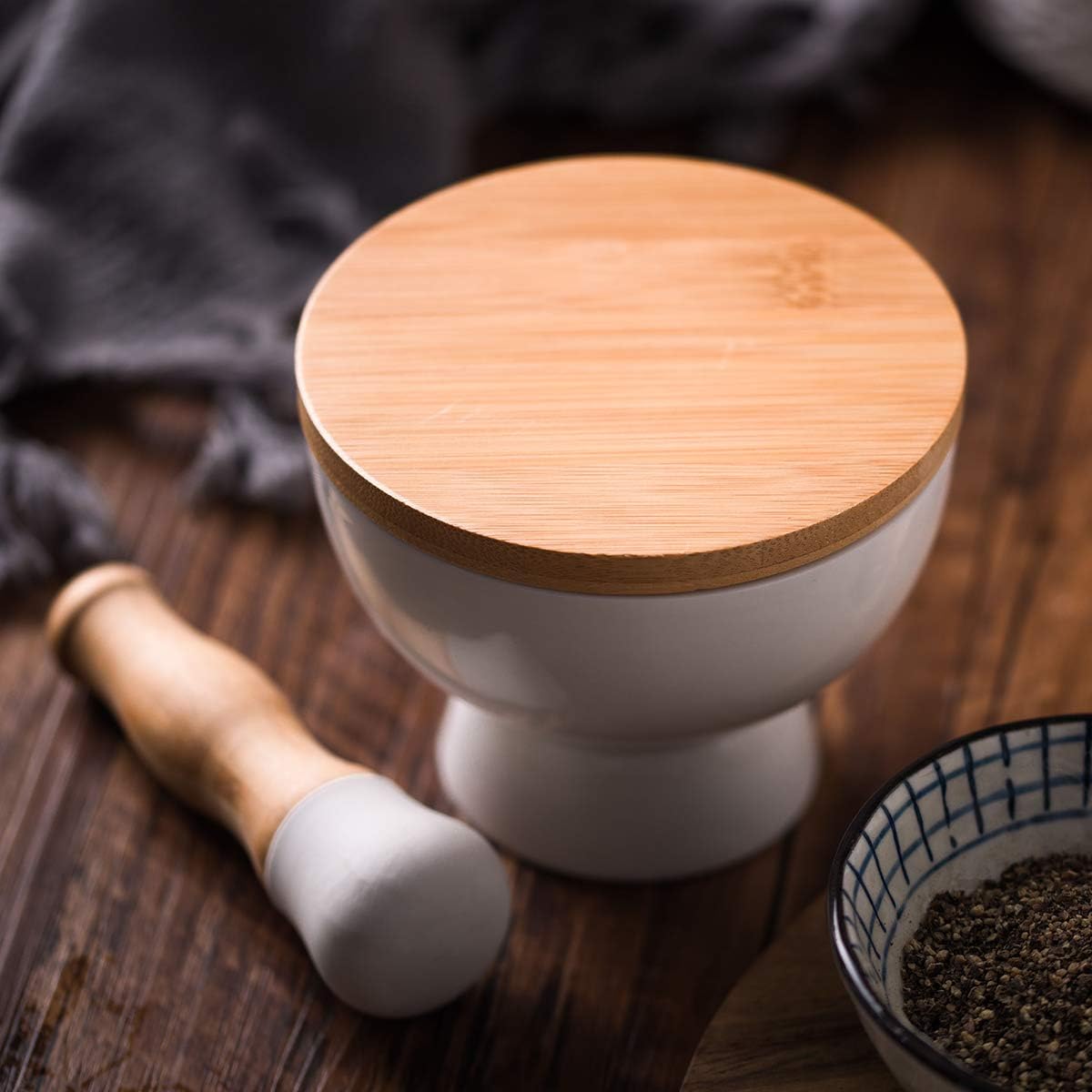 E-liu Porcelain Mortar and Pestle Set with Lid, Functional for Grinding
