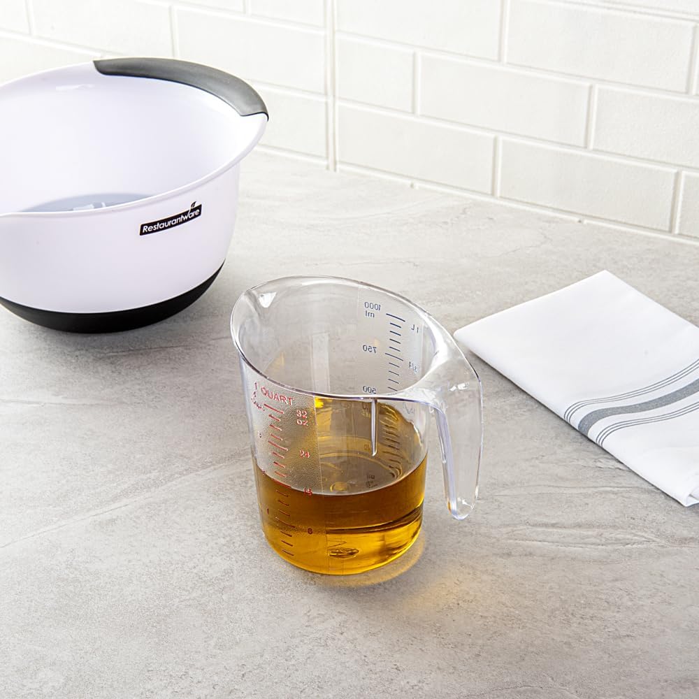 Restaurantware Clear Plastic Pt (Cups) Measuring Cup, 5.3 x 3.8 x 5 In