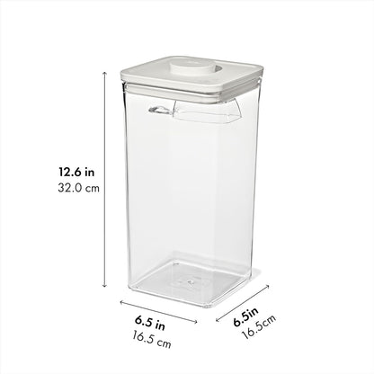 OXO Good Grips Pet POP Container – 6.0 Qt/5.7 L with Half Scoop, Ideal for up to 6.5lbs of Dog Food or 4.5lbs of Cat Food, Airtight Dog and Cat Food Storage Container, BPA Free, Clear
