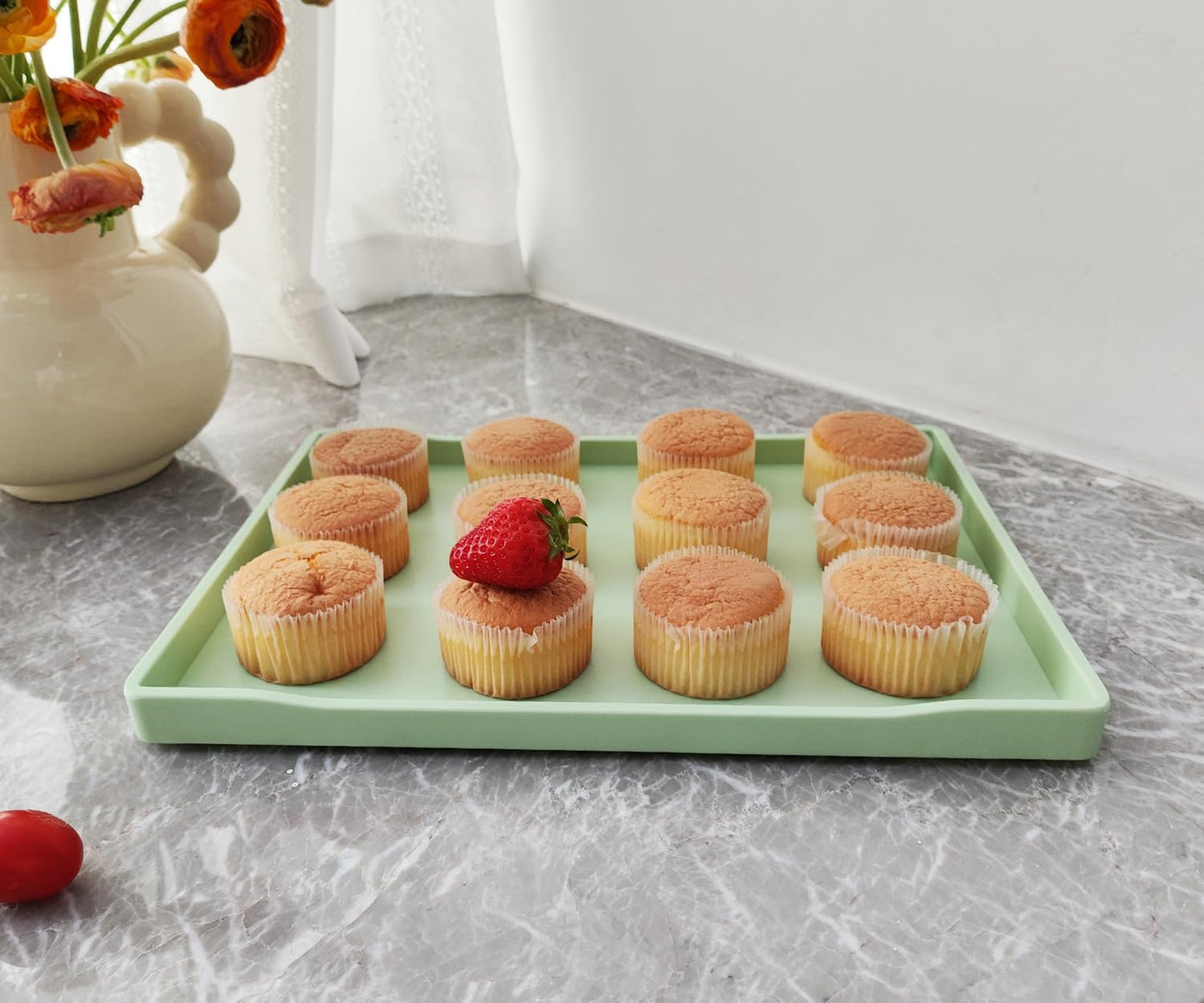 White Serving Tray (13.5 x 9.6 inch) for Serving Accessory, Elegant & Stackable Plastic Tray for Spa, Coffee, Drinks, Tea, Bar, Party, Seasoning, Perfume and Display Use.