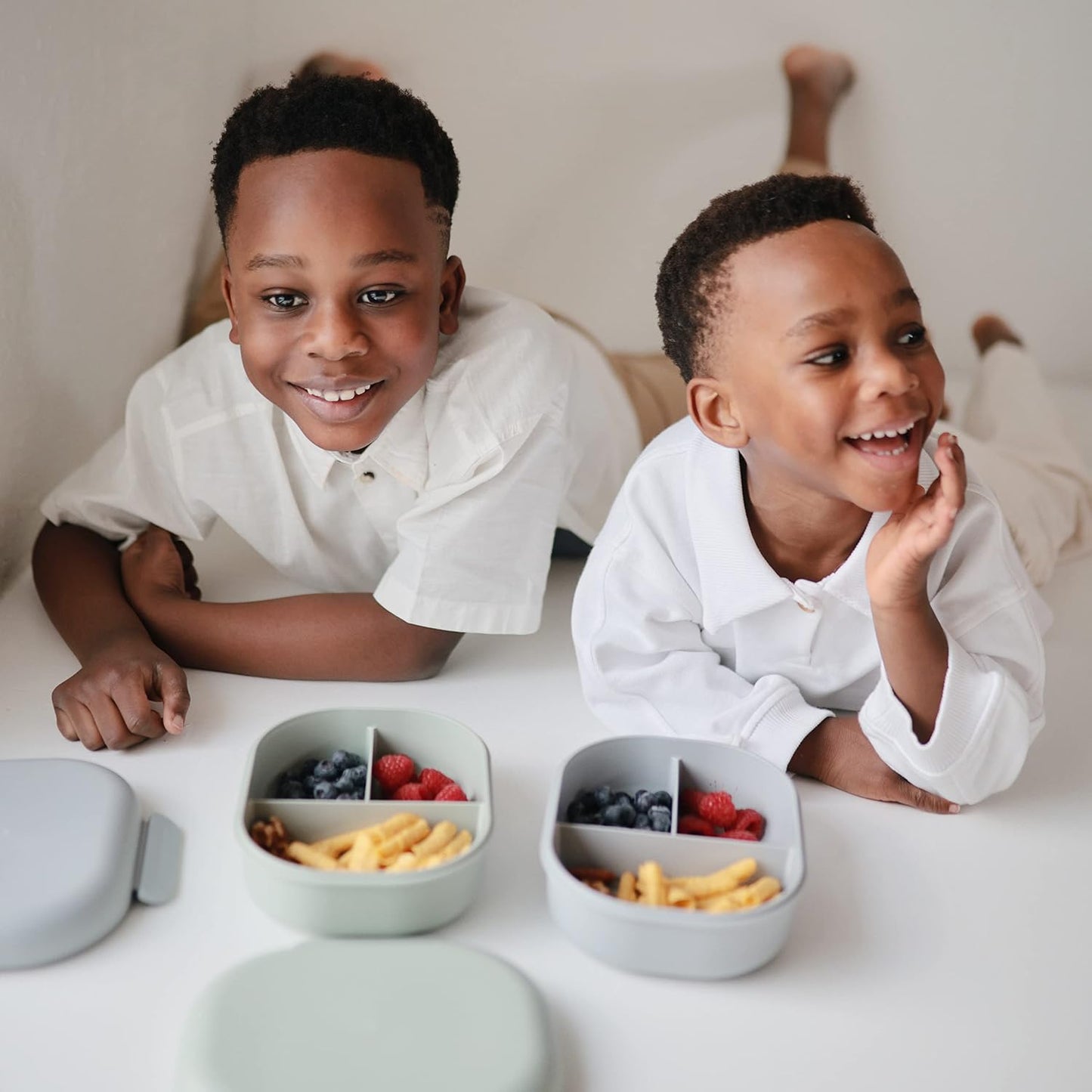 mushie Kids Bento Lunch Box | 3-Compartment & Removable Divider + Fork & Spoon Utensils | Great For Meals, School, Snacks On-the-Go | Dishwasher Safe (Blush)