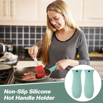 Patelai 2pcs Silicone Pan Handle Sleeve for Cast Iron Skillet, Black
