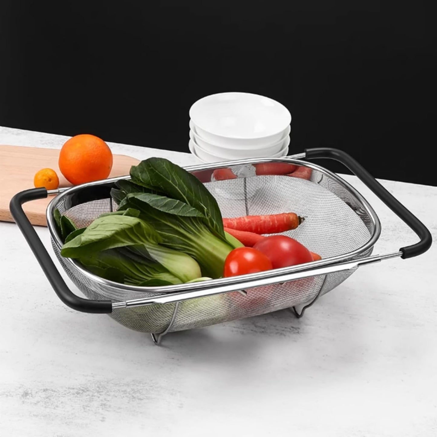 Expandable Strainer Over The Sink Basket, Stainless Steel Colander with Fine Mesh, 4-6Quart Strainer Basket with Rubber Grip Handle for Kitchen, Drain, Rinse Veegetables, Fruits (silver, 6QT)