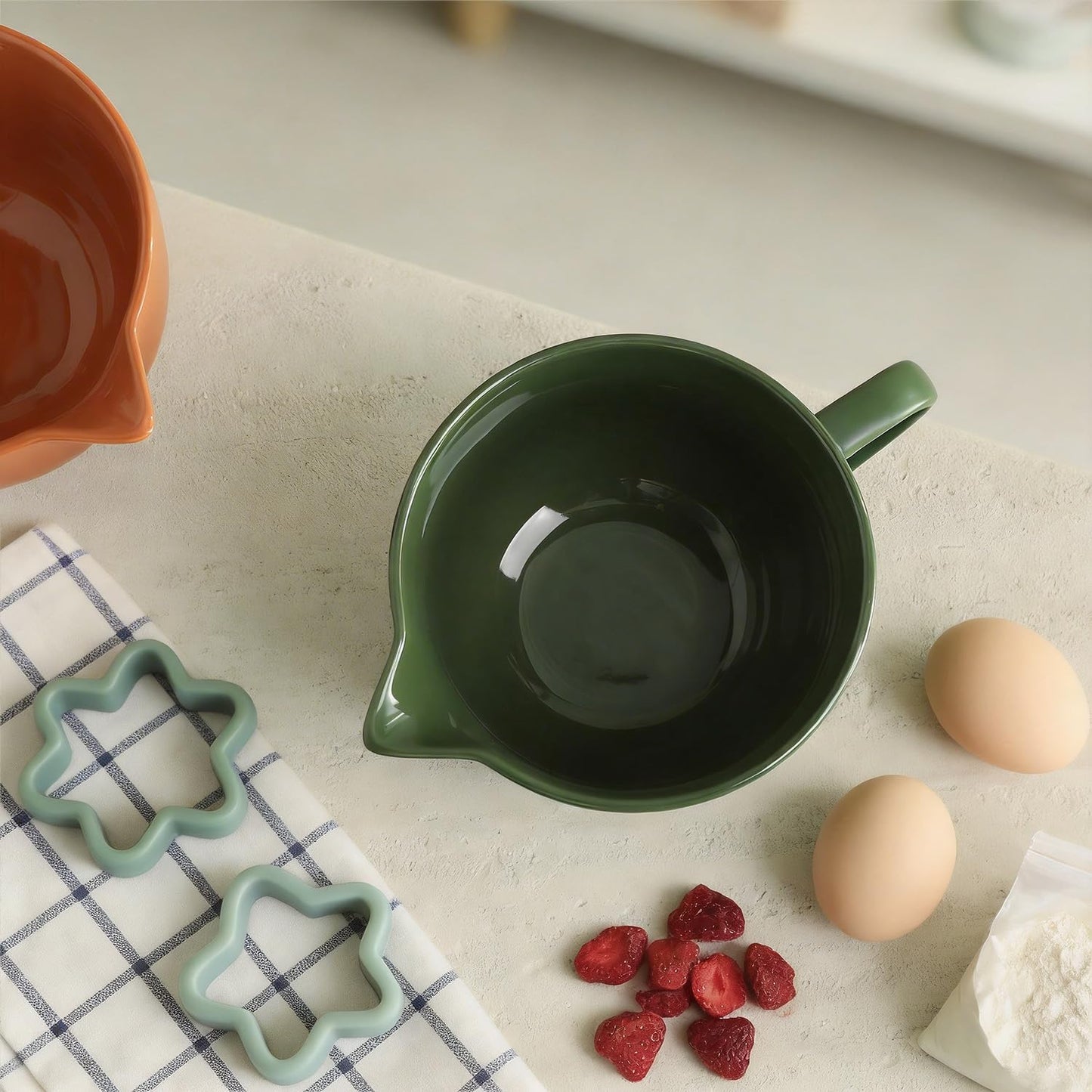 Gaolinci Simple Solid Color Kitchen Ceramic Mixing Bowl, 1 Quart Large Bowl, with Pouring Spout and Handle