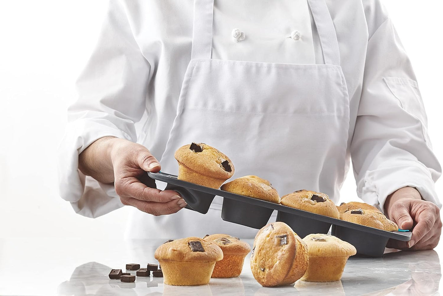 Trudeau Silicone Muffin Pan, 12 Cavities, Fuchsia (Model: 05115197KR)