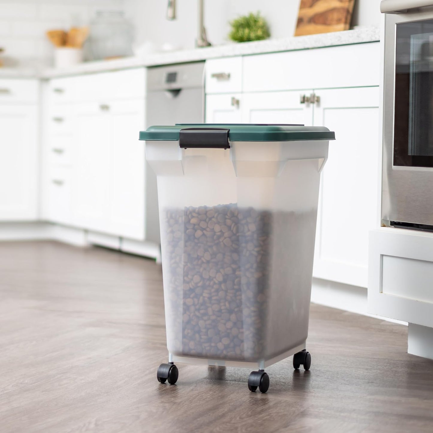 IRIS USA Remington Dog Food Storage Container, 30 lbs, 11 lbs, Airtight, Stackable, Wheels, Food Storage, Treat Box, 2-Cup Scoop