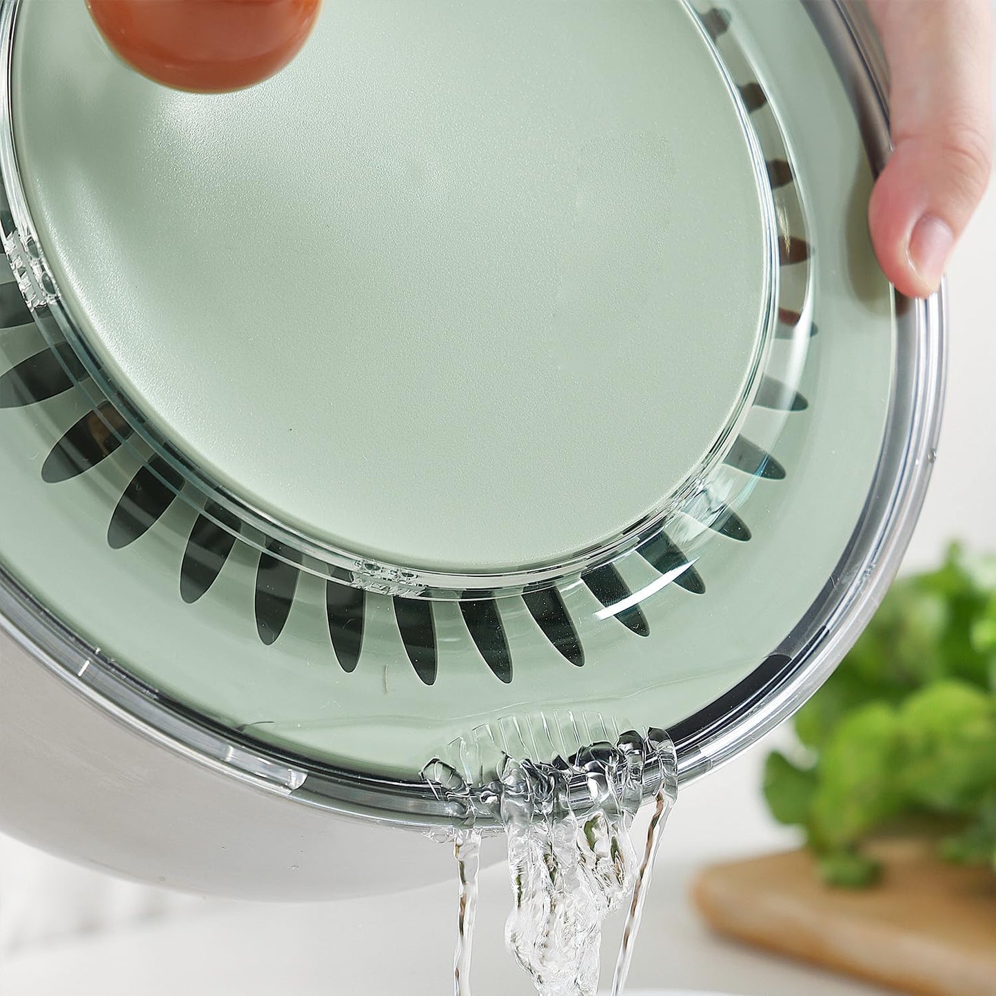 Salad Spinner, Medium-sized Lettuce Veggie Fruit Spinner and Strainer, Multipurpose Vegetable Washer Dryer with Lid,160 oz