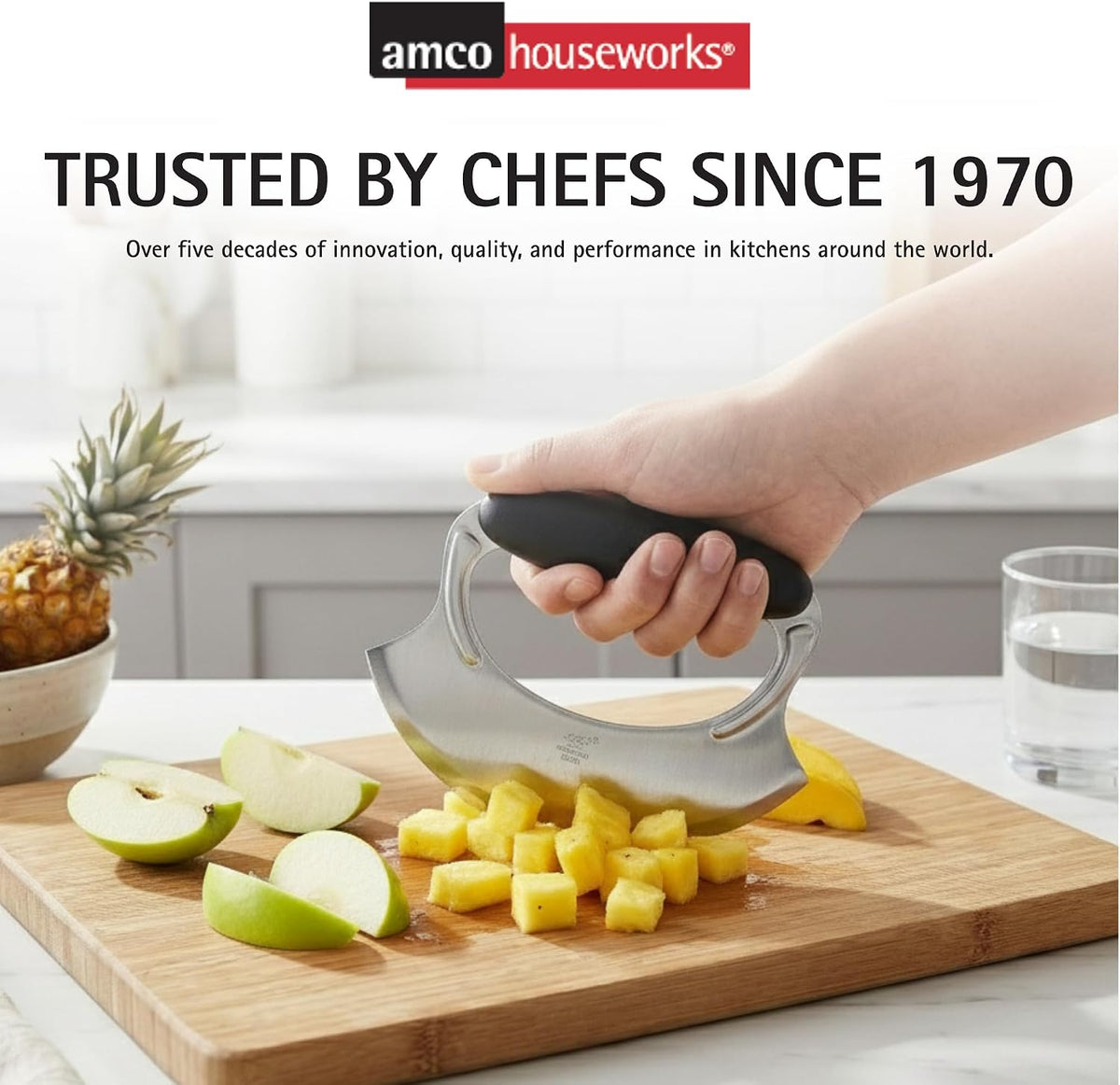 Amco – Mezzaluna with Silicone Handle – Black