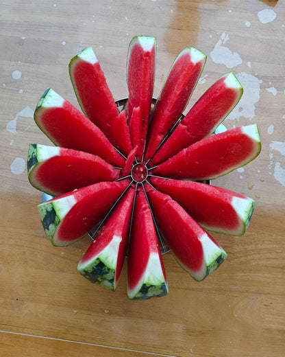 Heavy Duty Watermelon Slicer Full Body Stainless Steel Fruit Cutter Kitchen Utensils Gadget diameter 9.8 in ，Can Cut A Watermelon Into 12 Slices