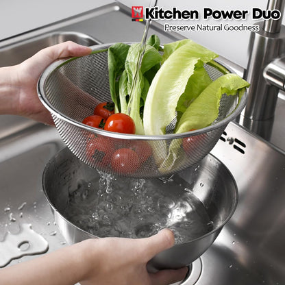 WAGENSTEIGER Stainless Steel Mixing Bowl and 3-Legged Colander Set, Multipurpose Kitchen Basket with Fine Mesh Colander, Salad Mixing Bowl with Strainer, Rinsing Vegetables & Fruits (24cm / 9.45")