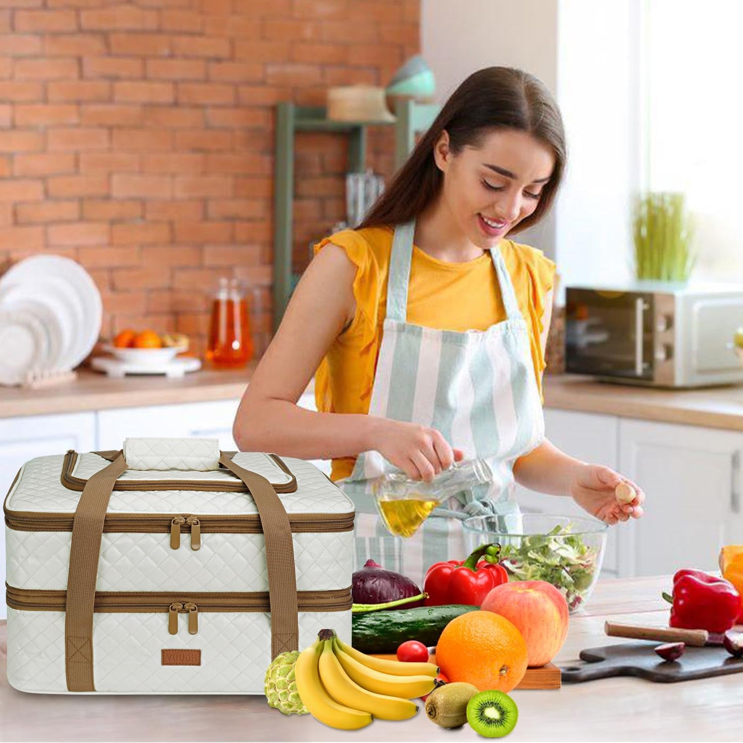 Quilted Double Decker Casserole Carrier - Expandable Dish Carrying Case for Hot or Cold Food, Lasagna Holder for Potluck Parties, Picnic, Beach, Fits 9"×13" Baking Dish (Black)