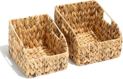 Set of 2 Wicker Basket with Built-in Handles Hand-Woven Natural Water Hyacinth Pantry Baskets for Organizing Storage Baskets for Office Bathroom Kitchen Living Room Dining Room