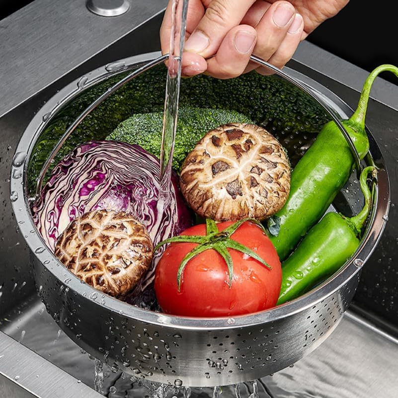 UPKOCH Mesh Strainer Steamer Basket Stainless Steel Vegetable Steamer Basket Steam Cooking Insert for Dumpling Steaming Basket with Handle for Veggie Fish Seafood Cooking, 20cm
