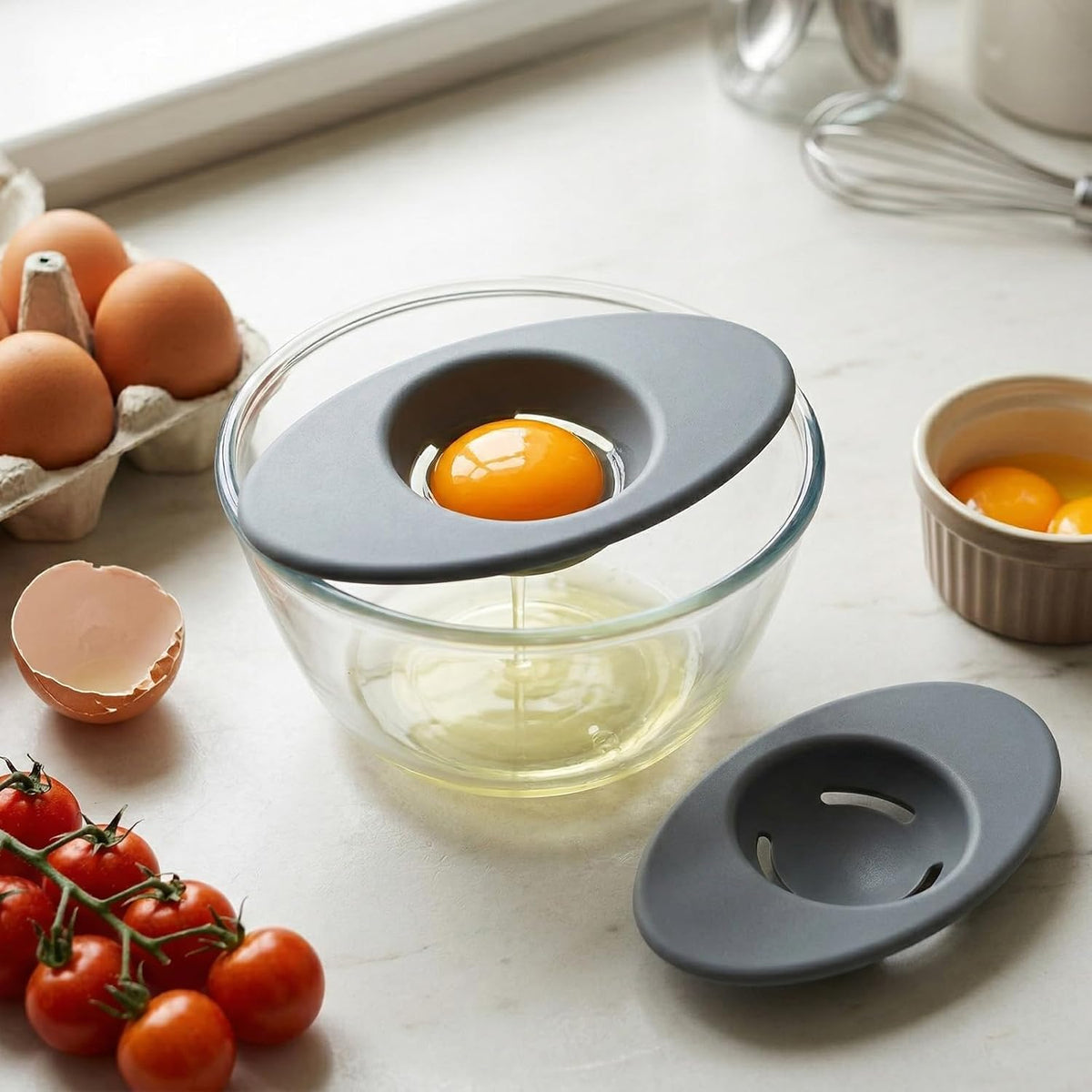 2PCS Silicone Egg Yolk Separator, Food-Grade Egg Separator for Raw Eggs, 3-Slit Yolk Separator Tool for Baking, Cooking