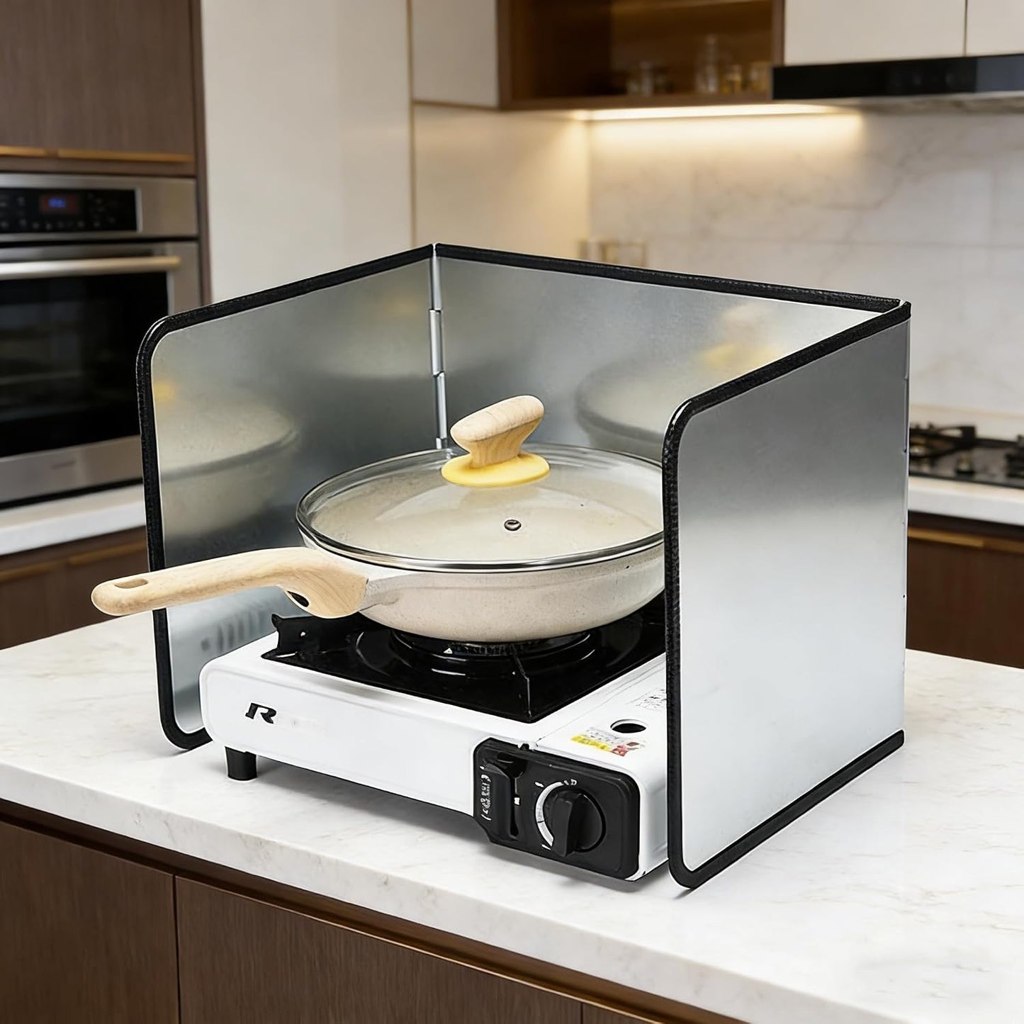 3 Sided Foldable Splatter Guard, Stainless Steel Grease Splatter Screen, Non-Stick Oil Splash Guard, Anti-Grease Cooking Shield, Heat-Resistant Stove Protector with Safe Edge, Easy to Clean (Medium)