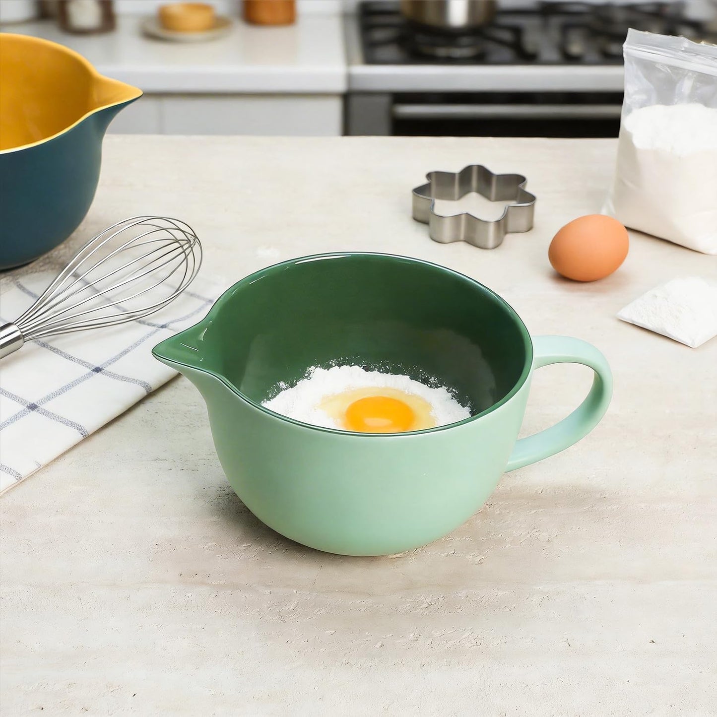 Gaolinci Simple Solid Color Kitchen Ceramic Mixing Bowl, 1 Quart Large Bowl, with Pouring Spout and Handle
