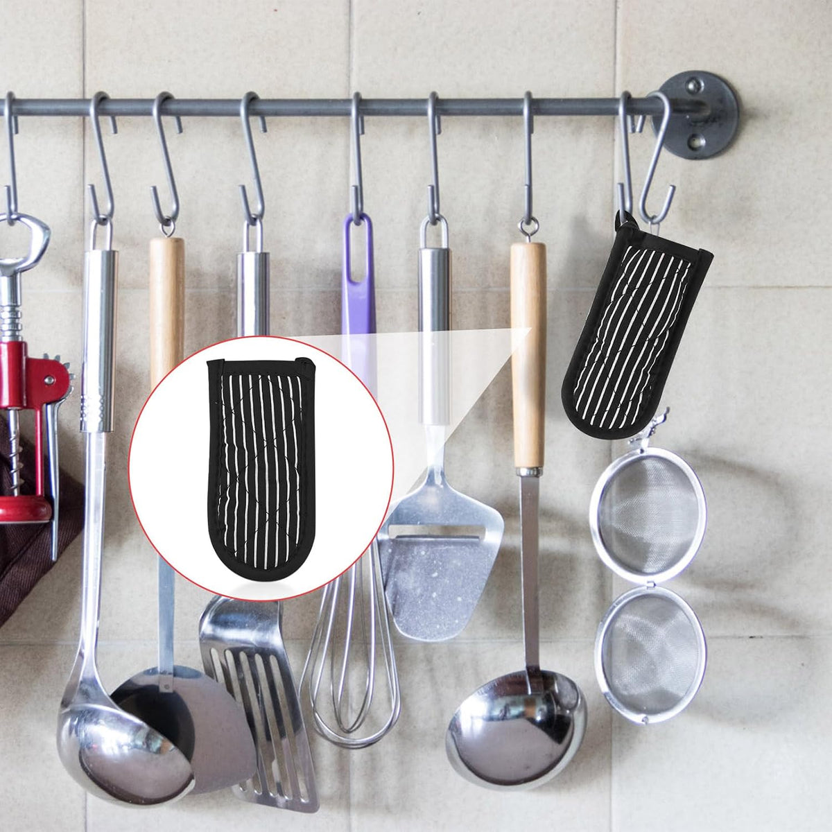 ASTIMESA Cast Iron Skillet Handle Covers, Non-Slip Cloth Hot Pan Handle Sleeve, Machine Washable Pot Holders Heat Resistant Potholders for Kitchen Cooking Baking (2, Black，red)