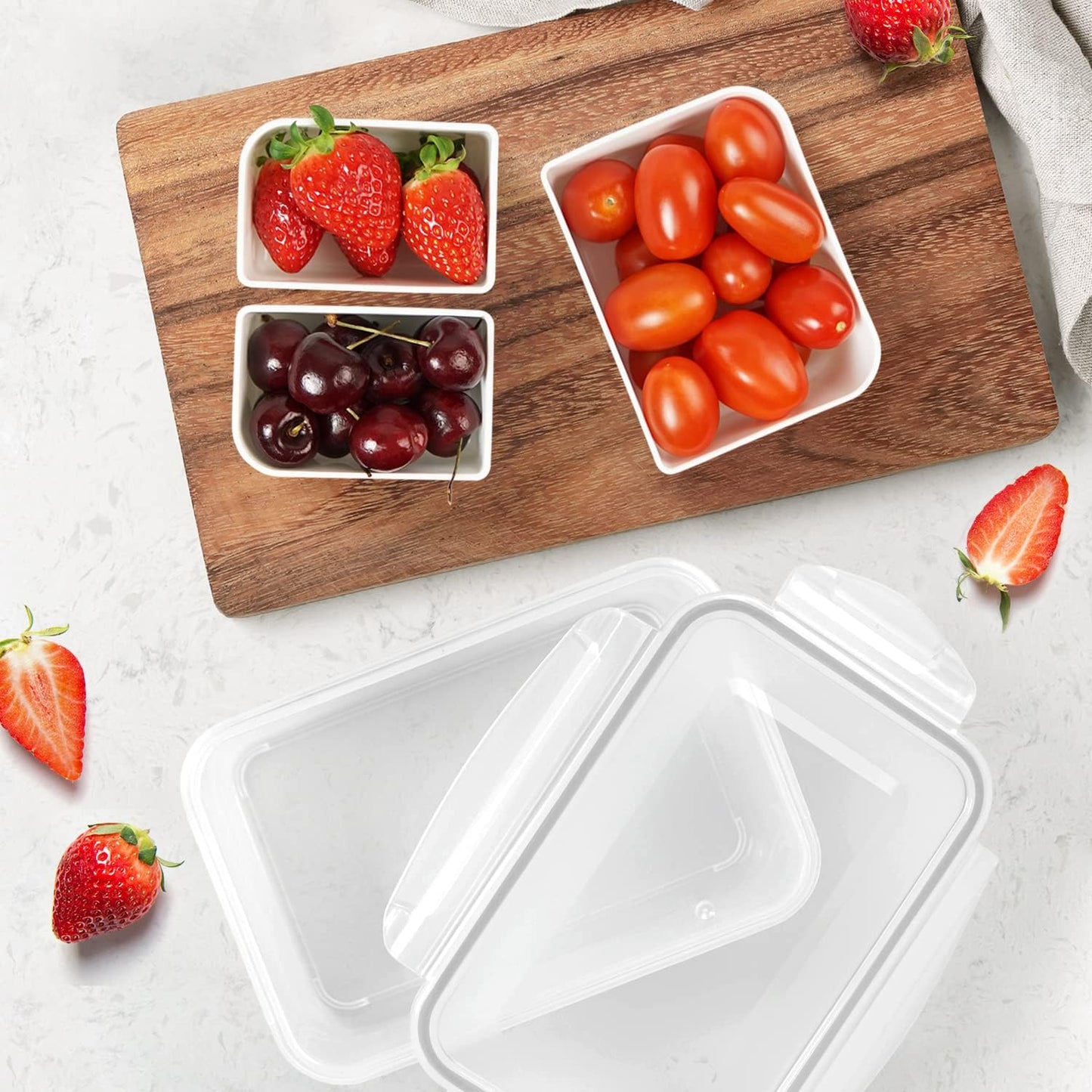 carrotez Food Storage Containers with 3 Removable Compartments, Food Prep Container with Airtight Lids, Portion Control Container, Microwave Safe, Reusable, 4.64 Cup (1100ml)