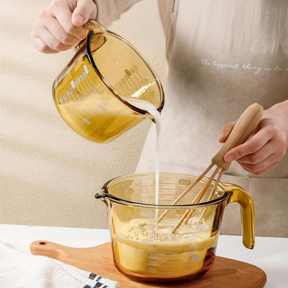Kitchen Glass Measuring Cup Three-Piece Set, Measuring Jug with Scale,Egg Beater，Flour Measurers， Dishwasher Safe (250ml/1Cup, 500ml/2Cup, 1000ml/4Cup)(Transparent)